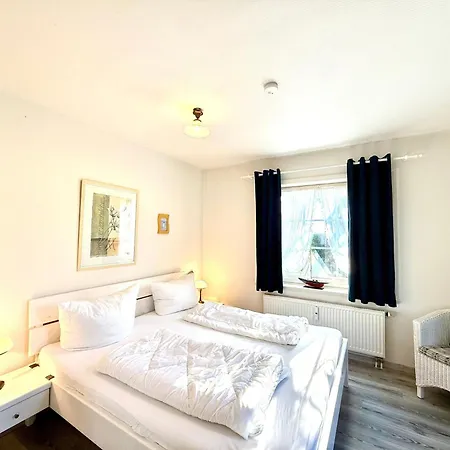 Haus 94- Whg Eg * Oldsum